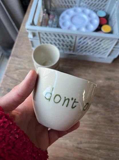 Kopje met quote - Don't overthink it