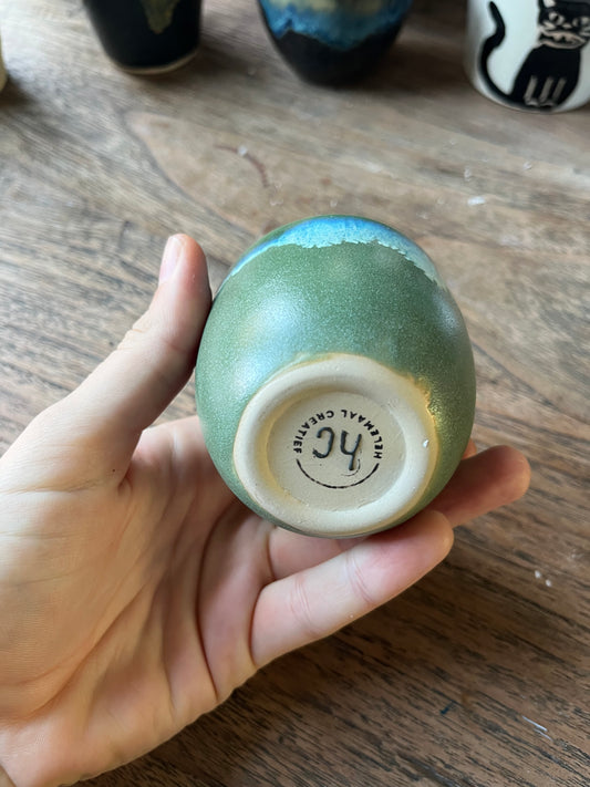 Koffiekopje met overloop groen #5