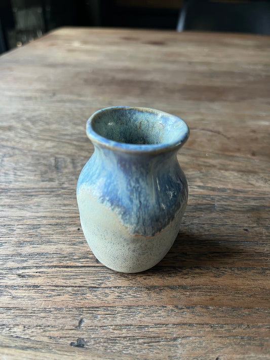 Miniatuur vaas beige met lichtblauw 7cm