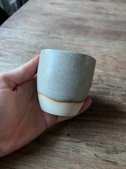 Koffiekopje grijs
