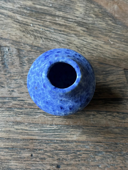 Miniatuur vaas blauw spikkels 4,5cm