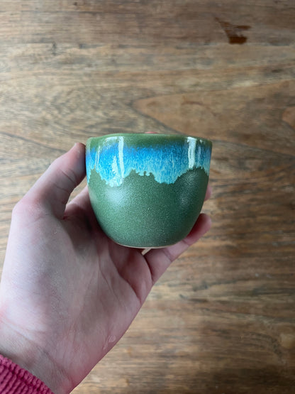 Koffiekopje met overloop groen #5
